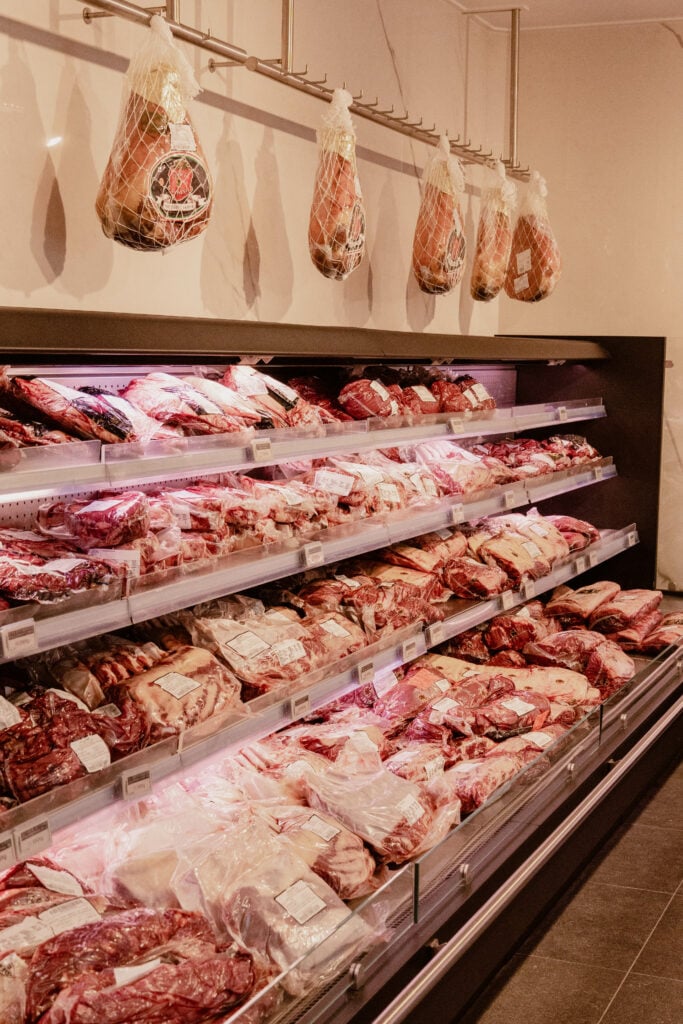 Vleesgroothandel voor beenhouwers en slagerijen, horeca, supermarkt